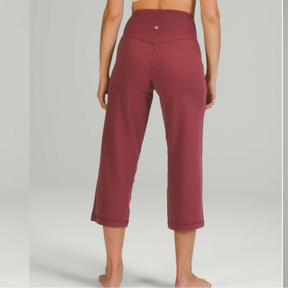 Lululemon Align Super High Rise Wide Leg Crop 23" Yoga Pants Mulled Wine Sz 2 - Picture 2 of 16